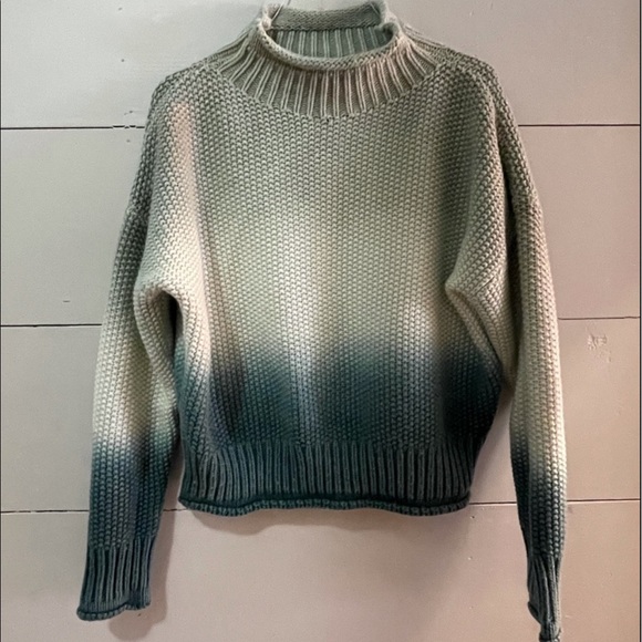 She + Sky Ombré Sweater - Picture 1 of 3